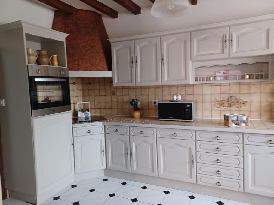 Gite De La Bouvotte Neuville-sur-Vannes Eksteriør bilde
